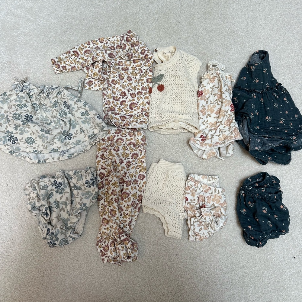 SOLD Rylee and cru baby girl bundle